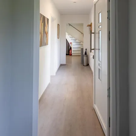 Ferien-monteurwohnung Nom App1 Sky Terrasse High End Apartamento *